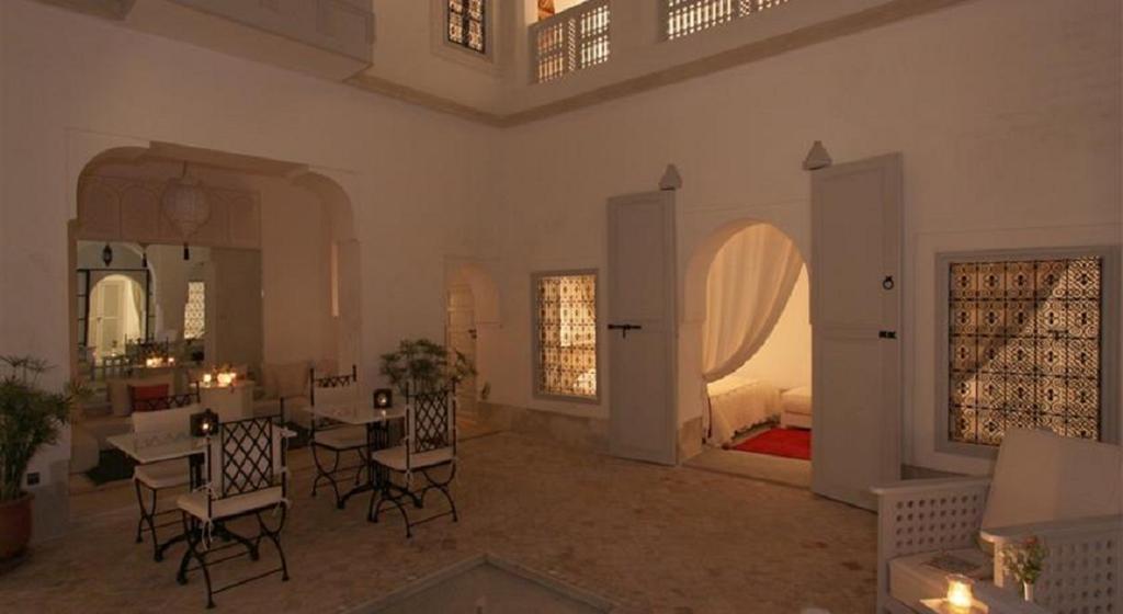 Chi-chi Riad